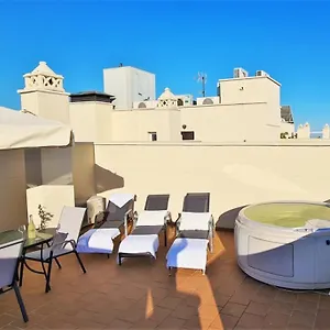 Luxury Penthouse With Ocean Views &private Jacuzzi Lägenhet