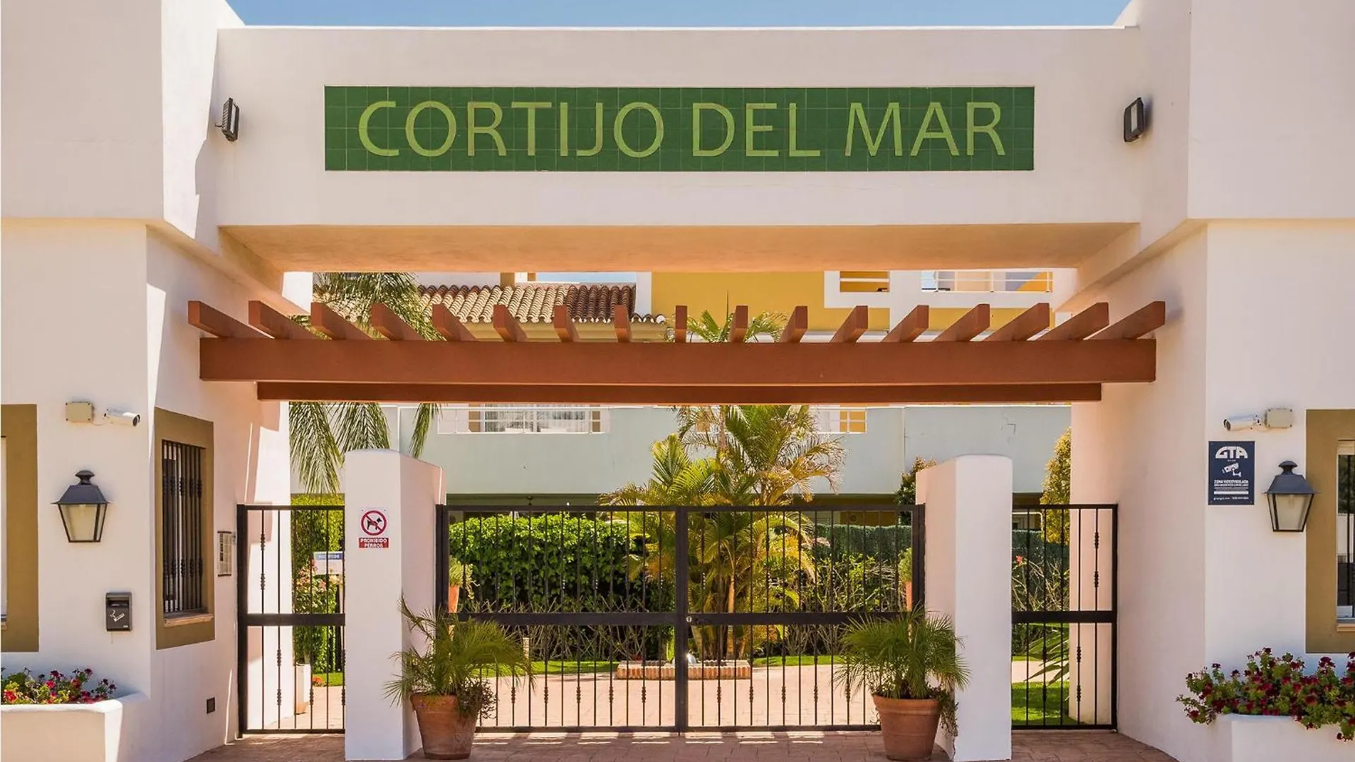 Amazing Apartment In Estepona
